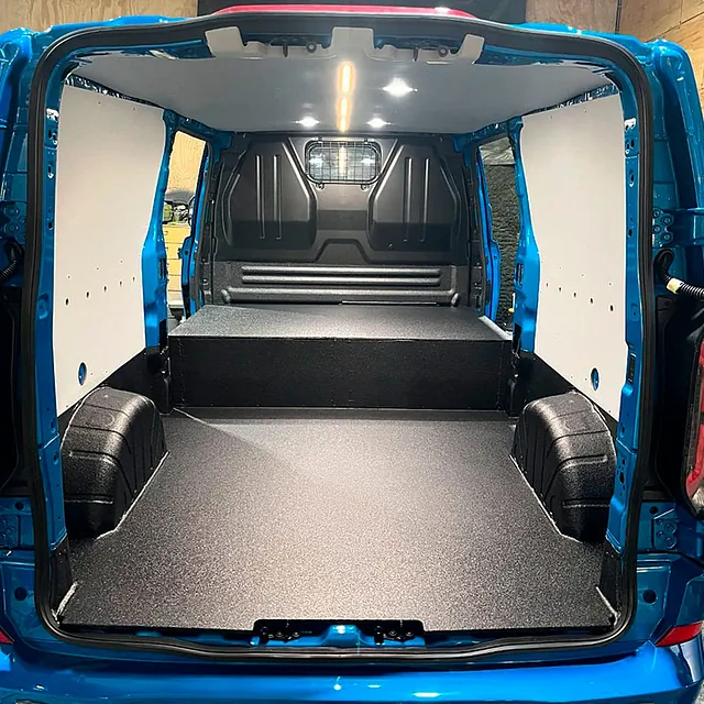 Polyurea i bunden af ny Ford varebil